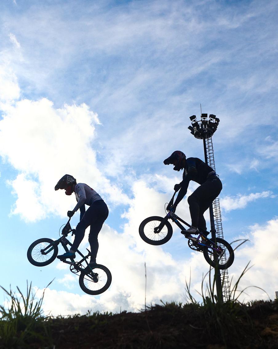 От BMX до гидрофлая: что ждет гостей фестиваля "Уличный драйв" в "Лужниках"