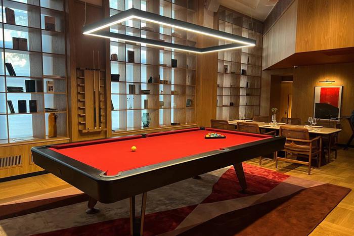 Куда смотреть, что есть и как учиться играть в Доме русского бильярда в Москве?
