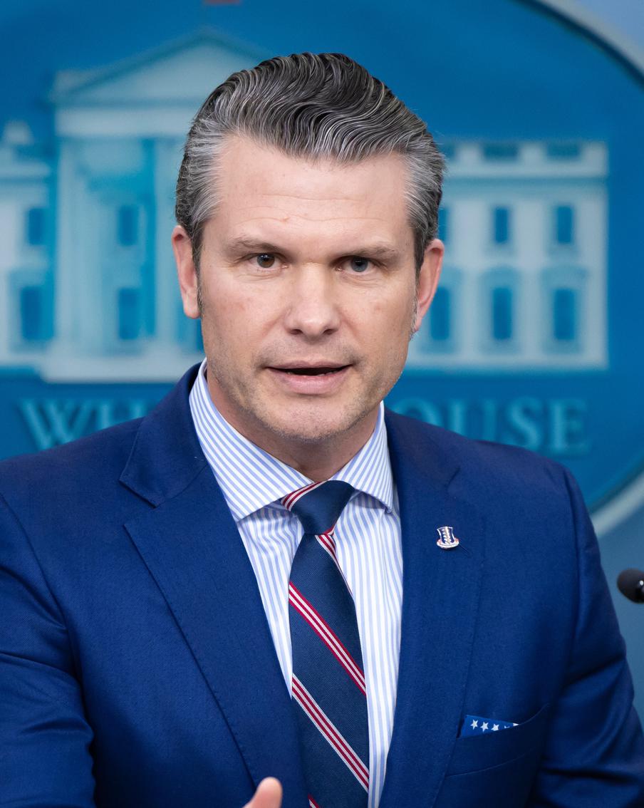 Американские военные забеспокоились из-за экстренного совещания, которое глава Пентагона проведёт в Вирджинии