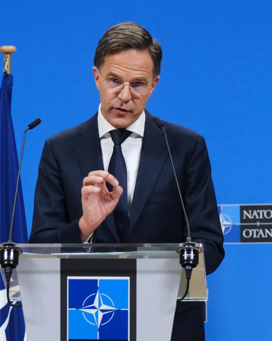 Генсек НАТО рассказал, насколько эффективно сбивать залетающие в Евросоюз дроны комплексами ПВО