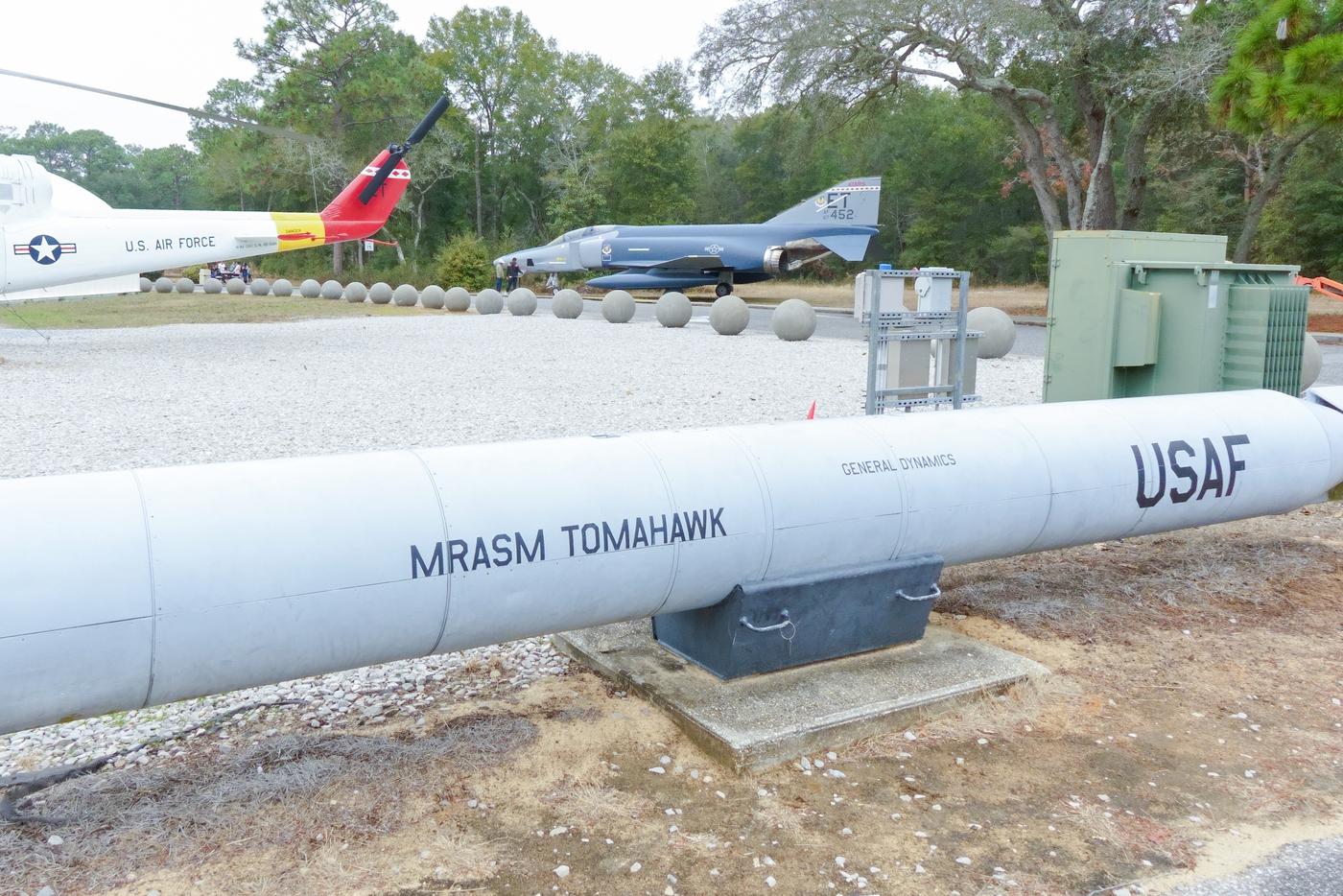Украина попросила США включить в поставки вооружений крылатые ракеты Tomahawk
