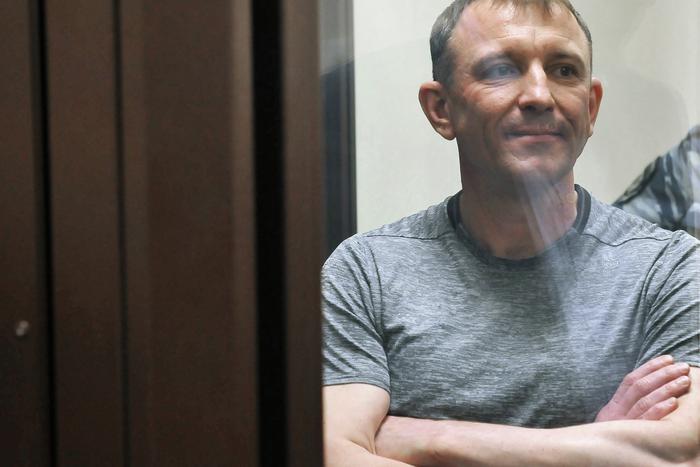 Осуждённого за мошенничество экс-генерала Ивана Попова этапировали из Тамбова в подмосковную колонию