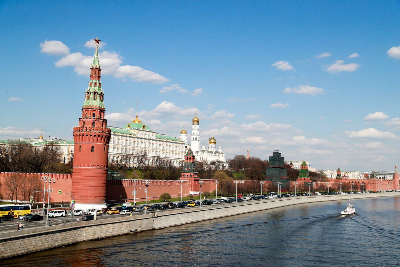 Москвичей предупредили о приходе в столицу старого бабьего лета в понедельник