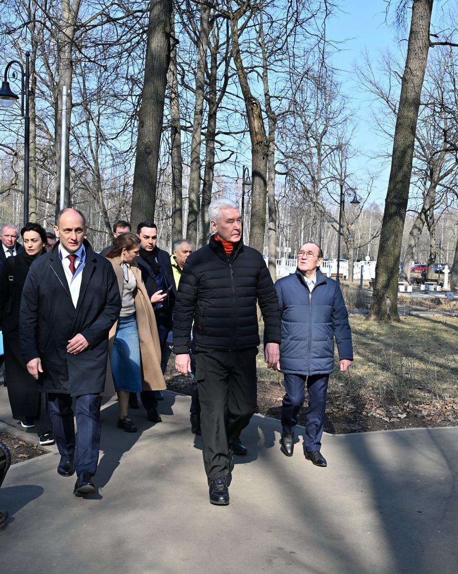 Столичный мэр рассказал где в Москве появились современные детские площадки