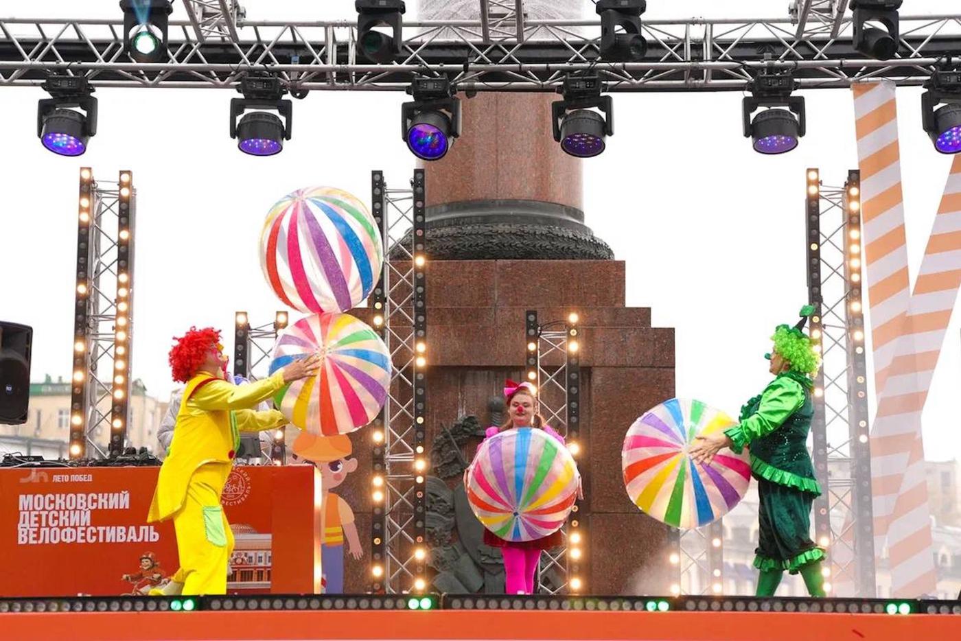 В Москве прошёл первый Детский велофестиваль с большой развлекательной программой.