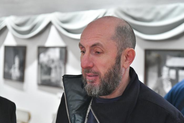 Генеральный директор МХАТ имени Горького уволен с должности после возбуждения против него уголовного дела о растрате