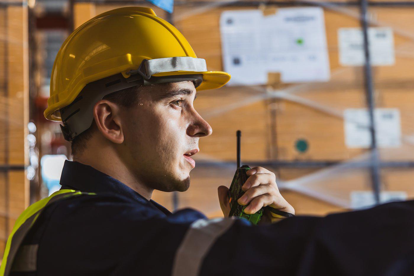 Упрощение присвоения звания "Ветеран труда" для работников промышленных предприятий