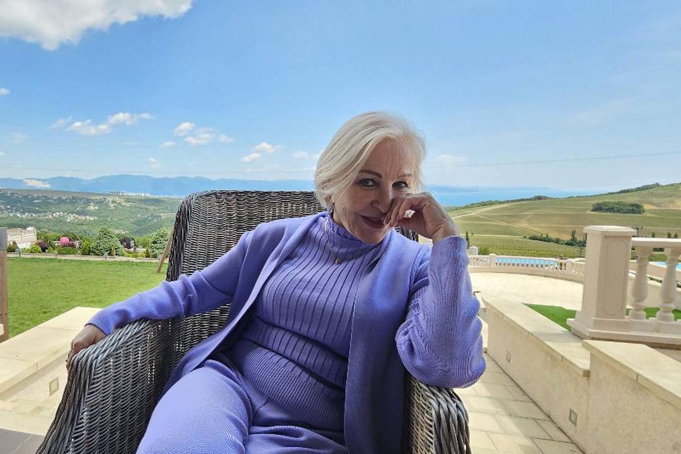 Елена Борзова.