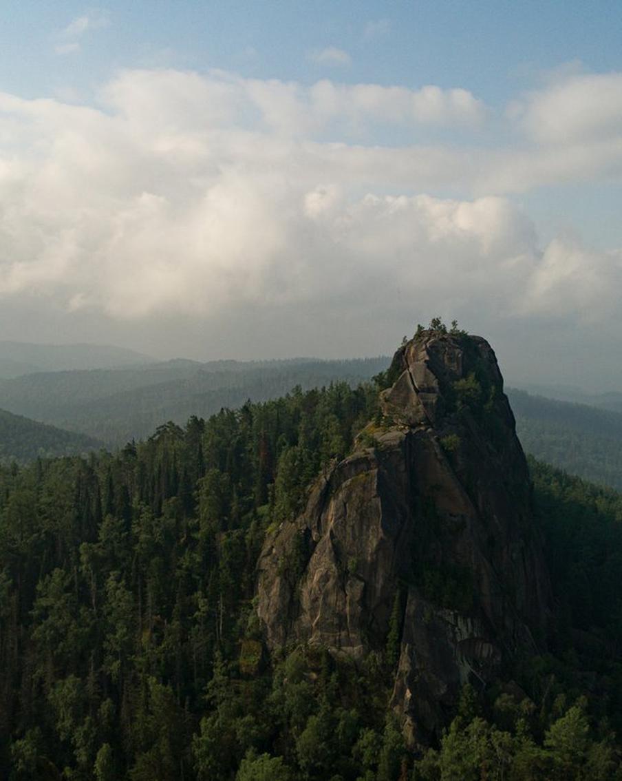 В Красноярском крае разыскивают пропавшую семью отправившихся в поход туристов