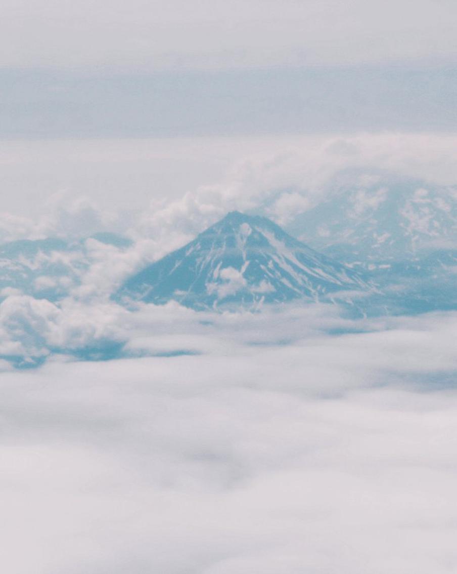 Один из попытавшихся взобраться на вулкан Вилючинский туристов обнаружен мёртвым