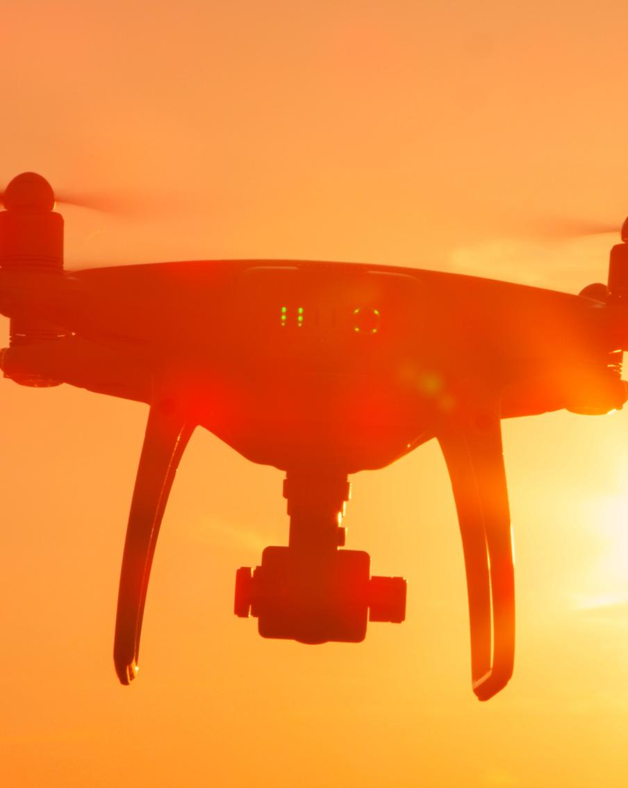 Немецкие СМИ узнали назначение увиденных над аэропортом Мюнхена беспилотников