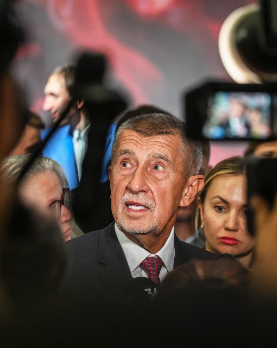 Евросоюз может прекратить поддержку Украины из-за смены власти в Чехии