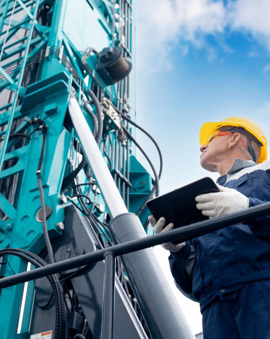 Нефтедобывающие компании России смогут увеличить добычу нефти уже в ноябре