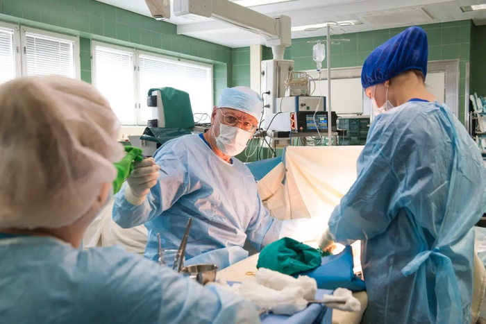 Как в Склифе спасли Минашкину, которую 5-летний сын закрыл собой от дронов