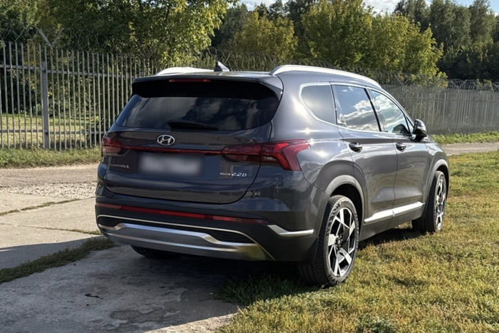 Почти 65 тысяч случаев парковки авто на газонах выявила МАДИ с начала года