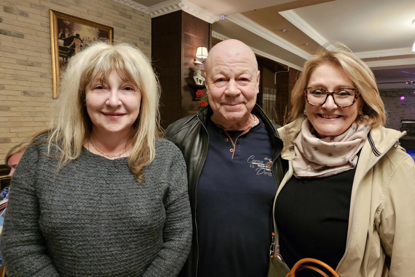 Екатерина Семёнова с коллегами.