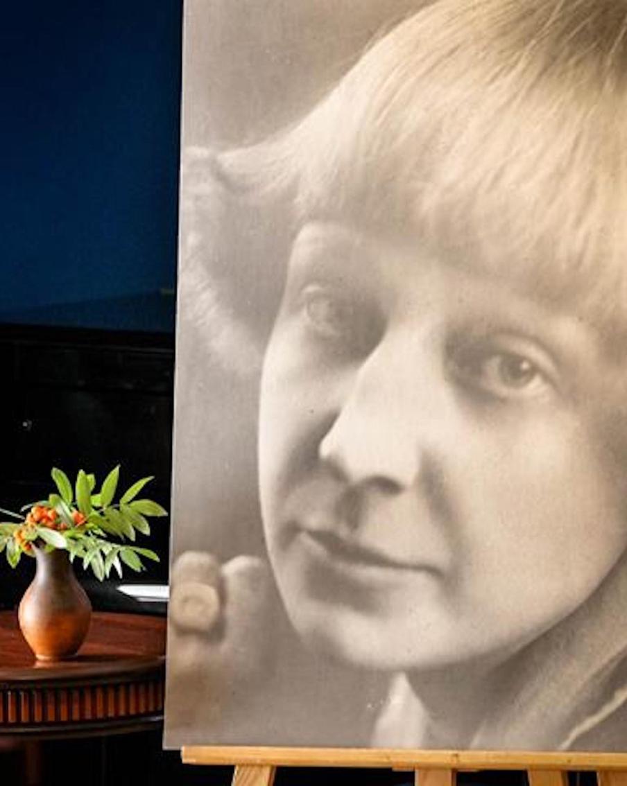 Афиша на 9 октября: отмечаем день рождения Цветаевой, смотрим кино о ментальном здоровье и тренируемся на свежем воздухе