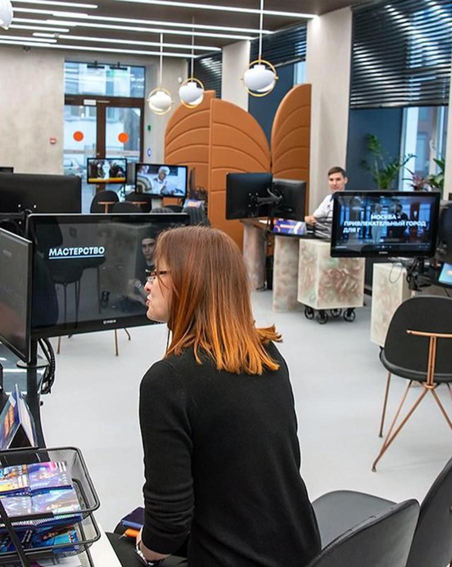 Как получить новую профессию во взрослом возрасте: отвечают эксперты центра "Профессии будущего"