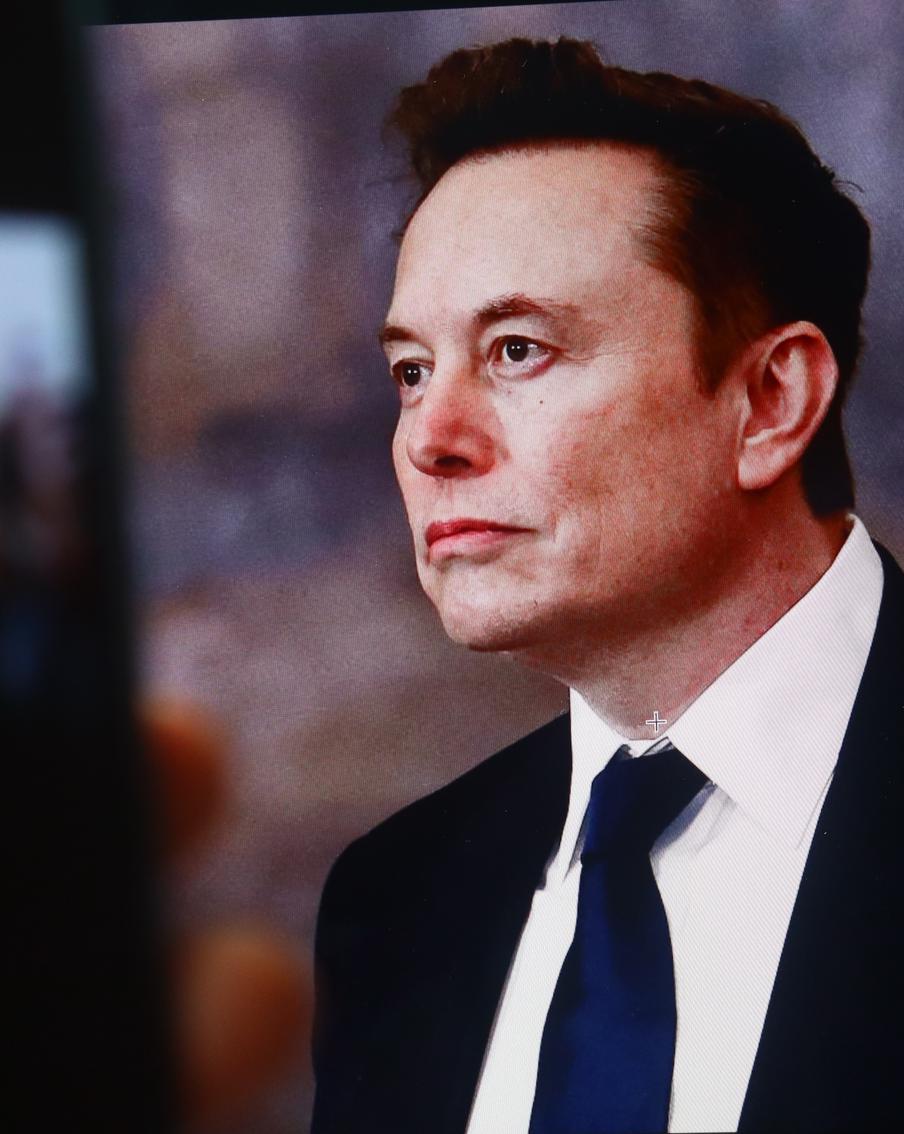 Илон Маск намерен создать видеоигру с помощью ИИ: игровая индустрия не в восторге от такой идеи