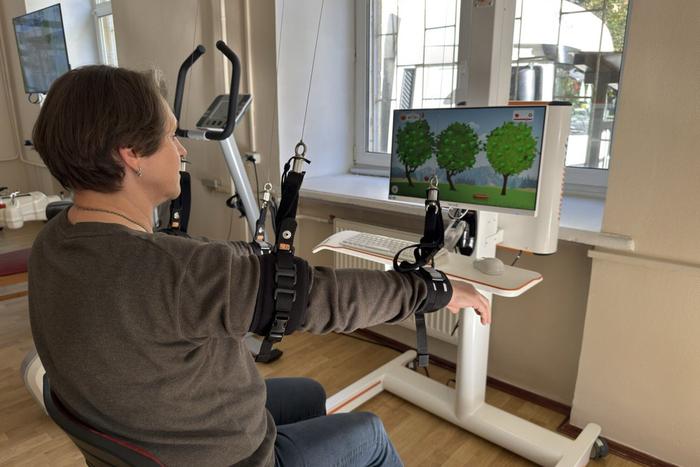 Инсульты помолодели. Врач-невролог рассказывает почему. Первые симптомы,  упущенное время и реабилитация