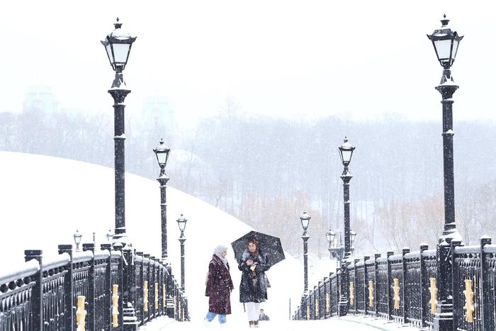 Мокрый снег в октябре и аномально холодная зима: что ждёт москвичей