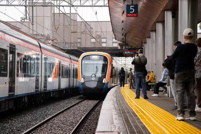 До конца года на Ярославском направлении число новых составов "Иволга 4.0" увеличится до 15