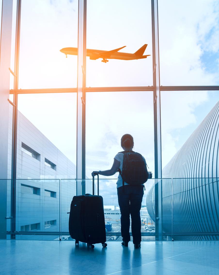 Соло-путешествия на Новый год: россияне выбирают Европу и крупные города внутри страны