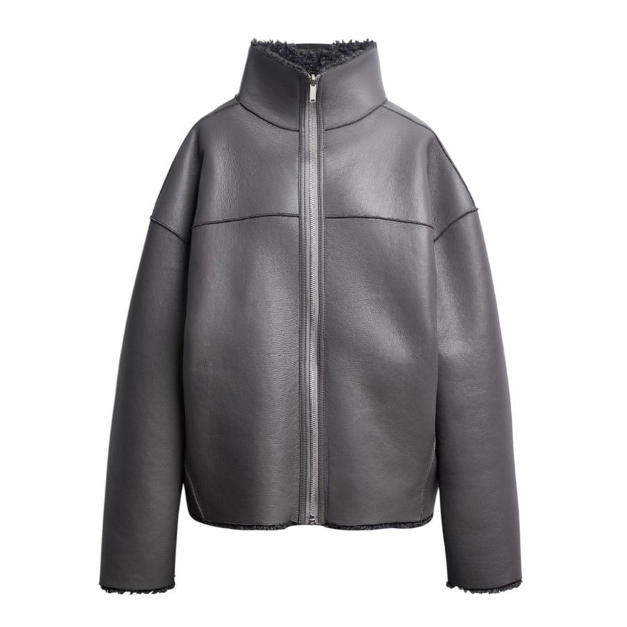 Двухсторонняя куртка из экокожи Ushatava (49 900 ₽)