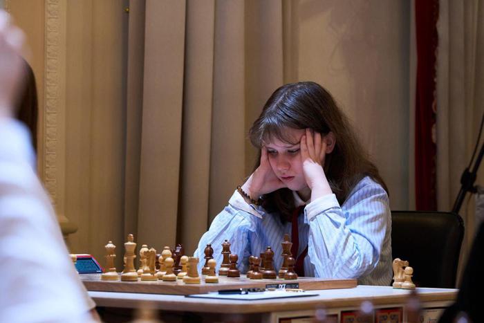 Анна Шухман стала самой молодой чемпионкой России по шахматам за историю турнира