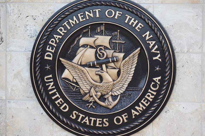 Музей морских котиков США поздравил флот снимком российского крейсера