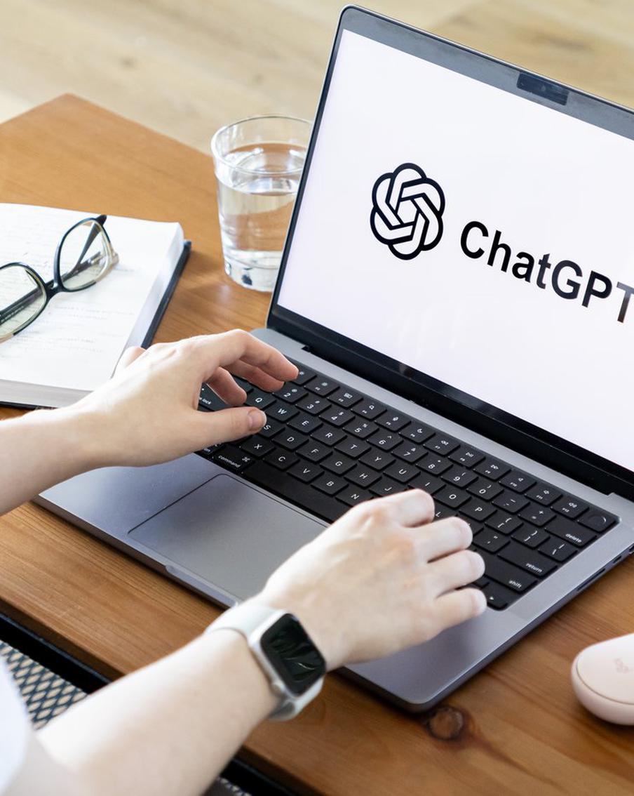 Исследование показало: ИИ не смог вытеснить людей из Интернета