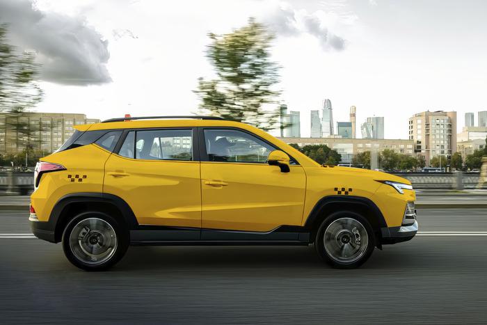 Инспекторы МАДИ изъяли более 2 тысяч автомобилей такси с начала года