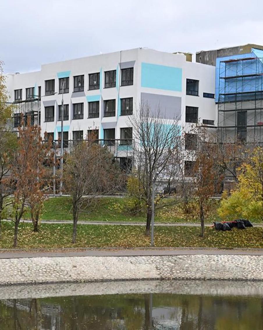 Собянин рассказал, как будут выглядеть обновлённые школы в районе Марьино