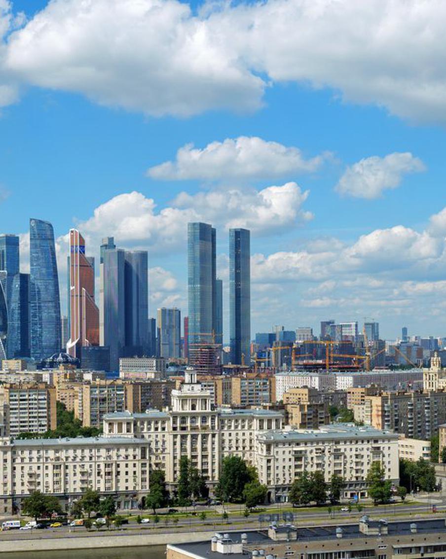 Отец Илона Маска Эррол заявил, что Москва превосходит Вашингтон и Лондон