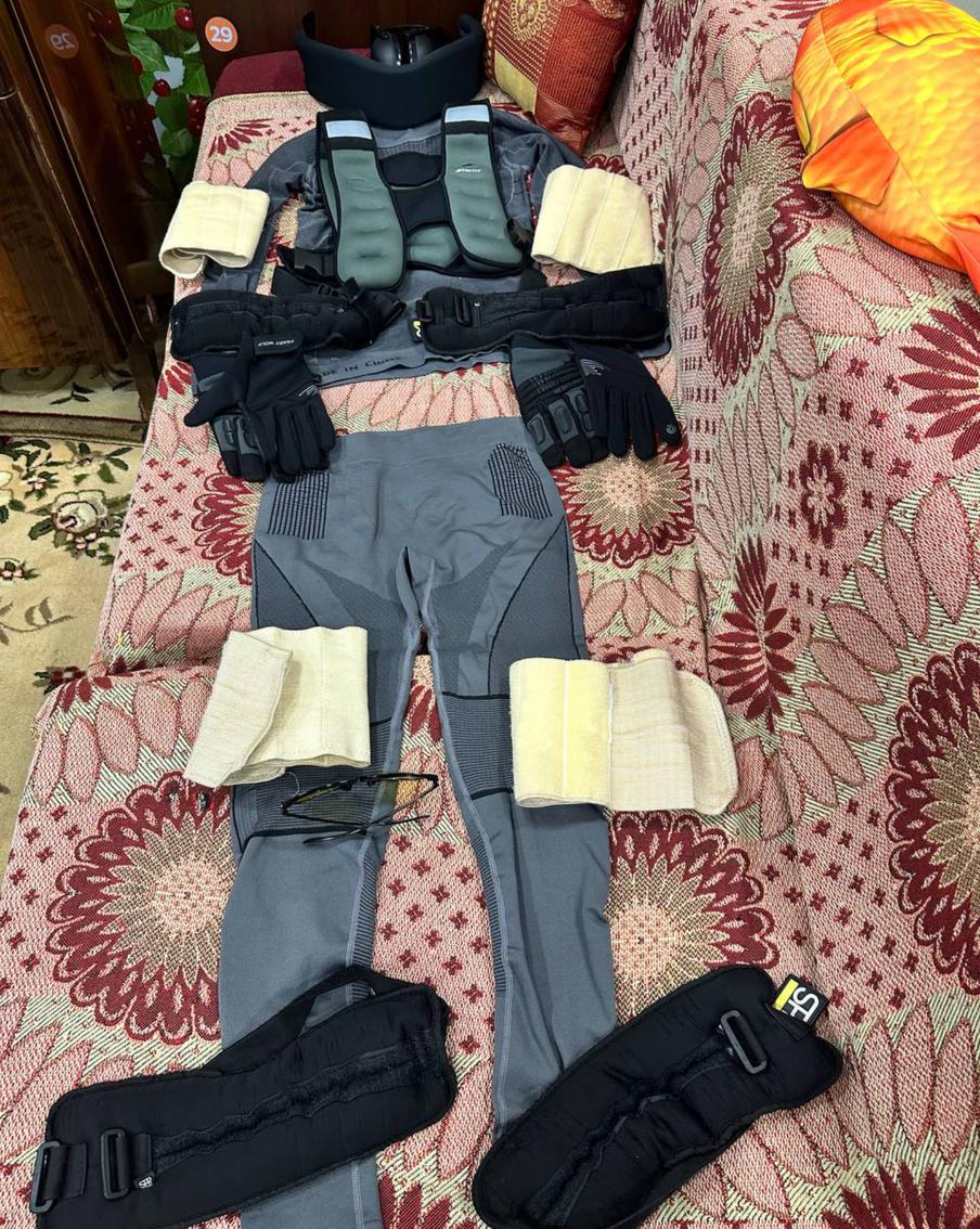 Так выглядит "костюм пожилого человека".