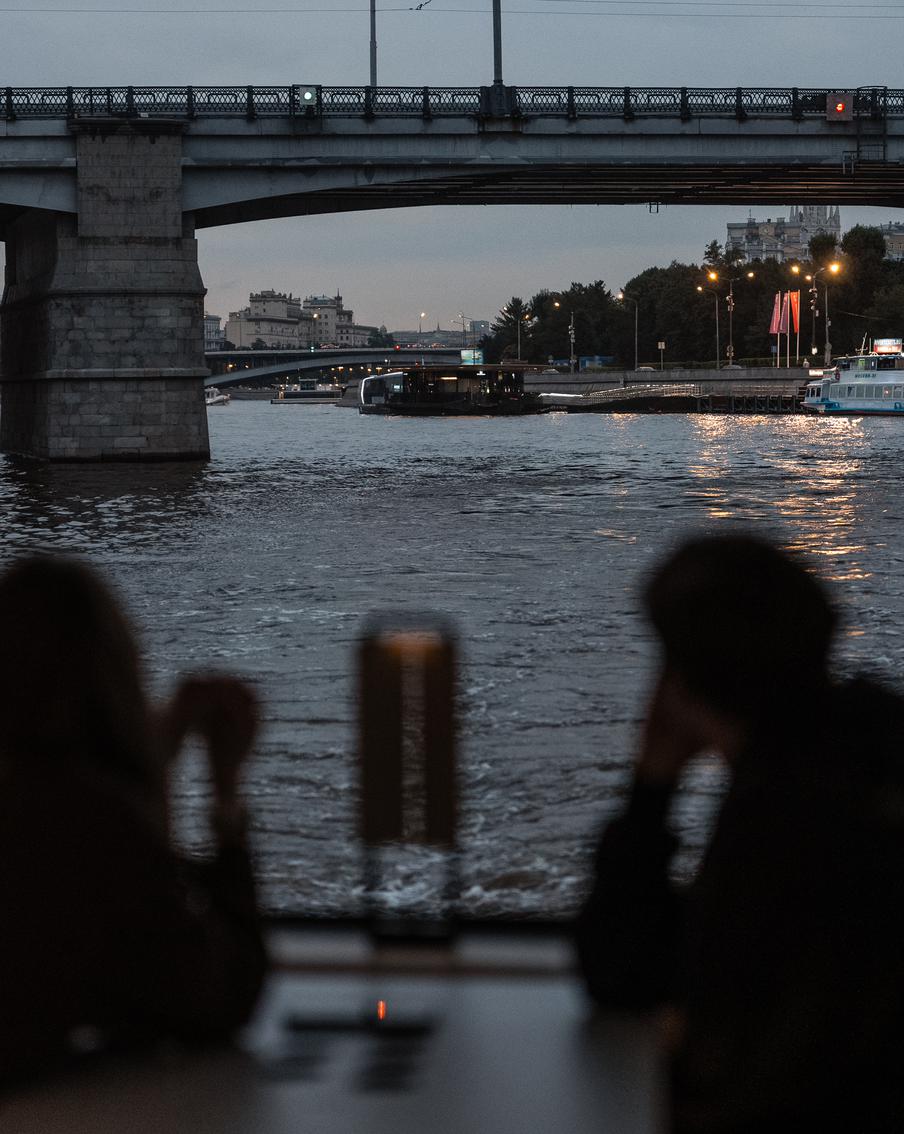 Ликсутов рассказал о росте популярности электросудов Москвы у горожан и гостей столицы