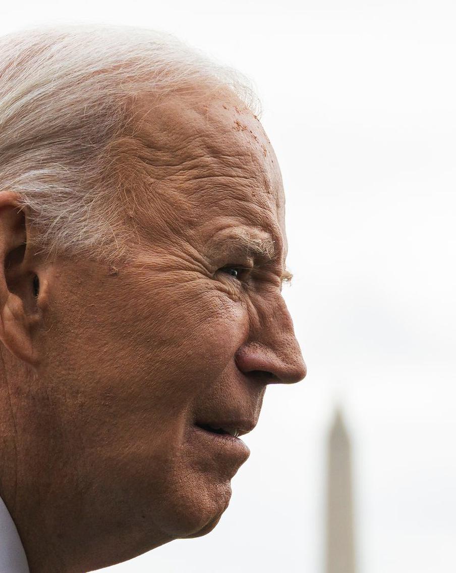 NYP: Байдена впервые заметили на публике после начала лечения от рака