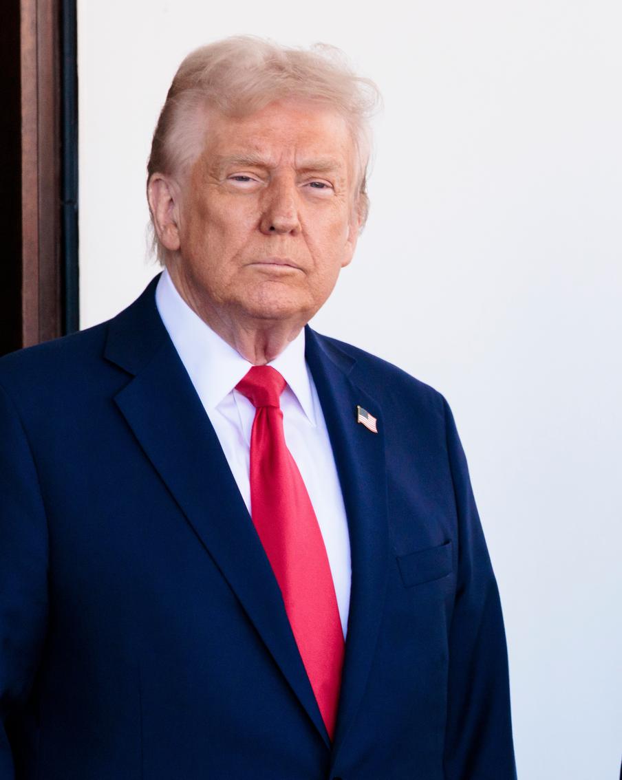 FT: Трамп призвал Зеленского принять предложение РФ или быть уничтоженным