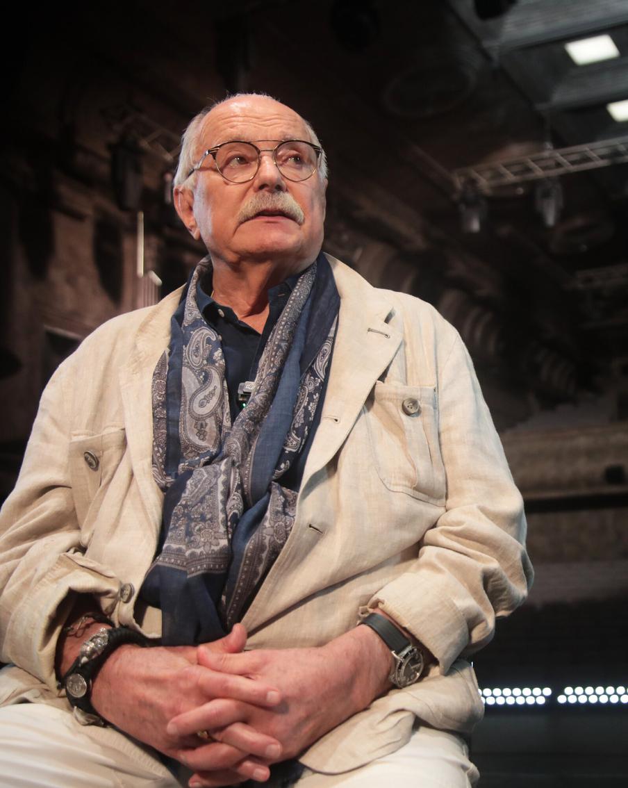 Никита Михалков категорически против "воскрешения" ушедших из жизни актёров