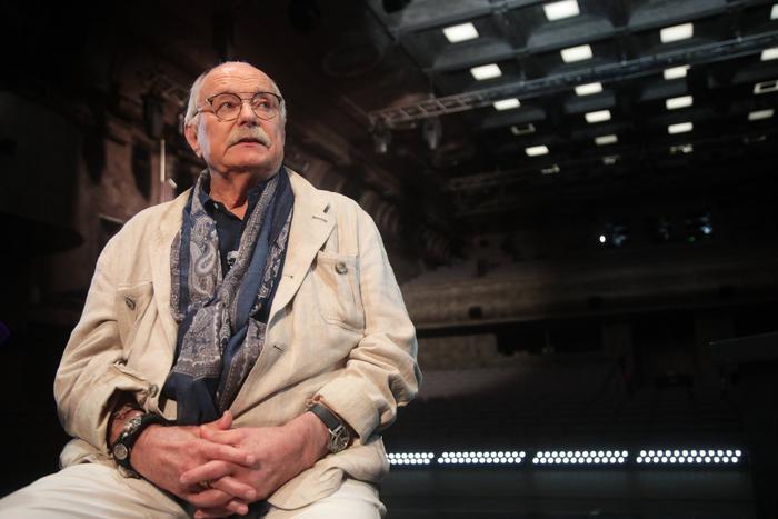 Никита Михалков категорически против "воскрешения" ушедших из жизни актёров