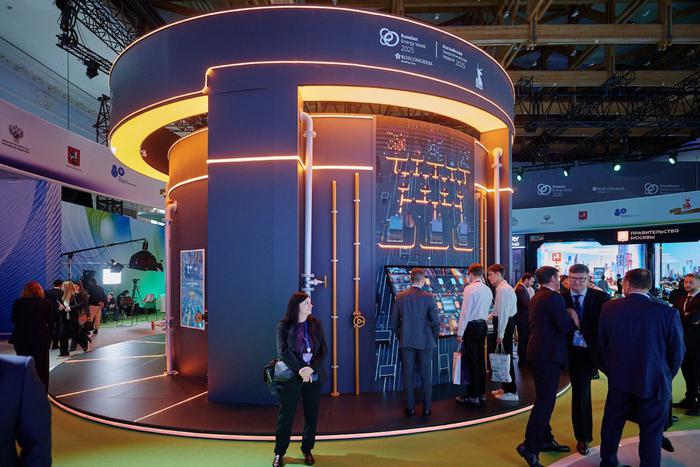 О подвиге МНПЗ во время Великой отечественной войны и будущем предприятия рассказали на Российской энергетической неделе