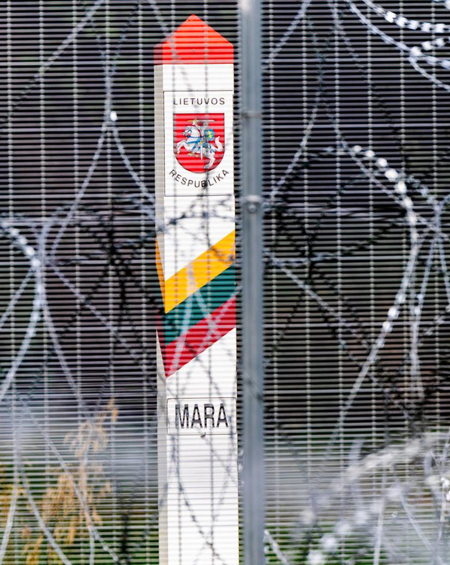 Литва закрыла погранпереходы с Белоруссией после инцидента с метеозондами