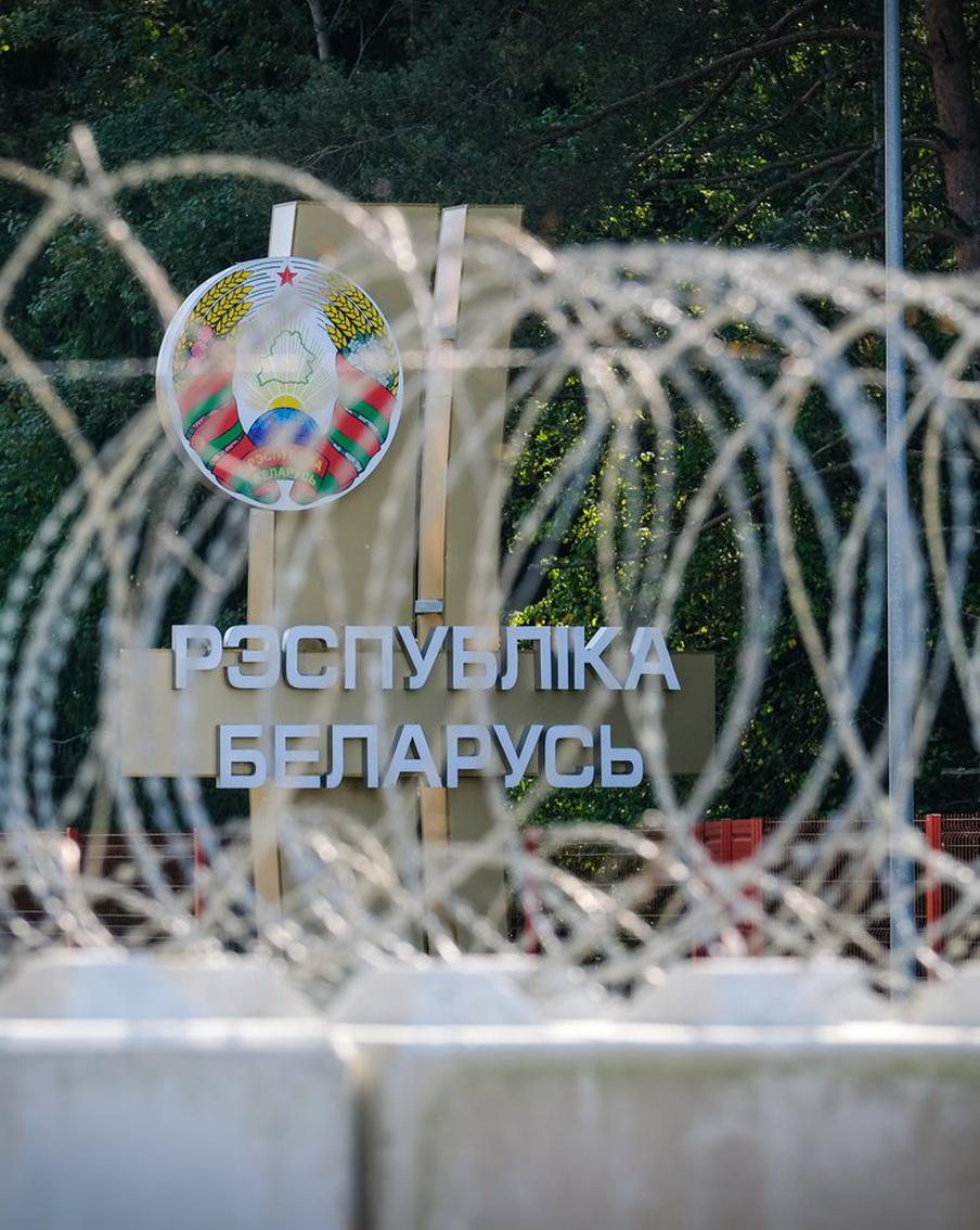 На границе Белоруссии и Латвии задержали избитых африканцев с трупом