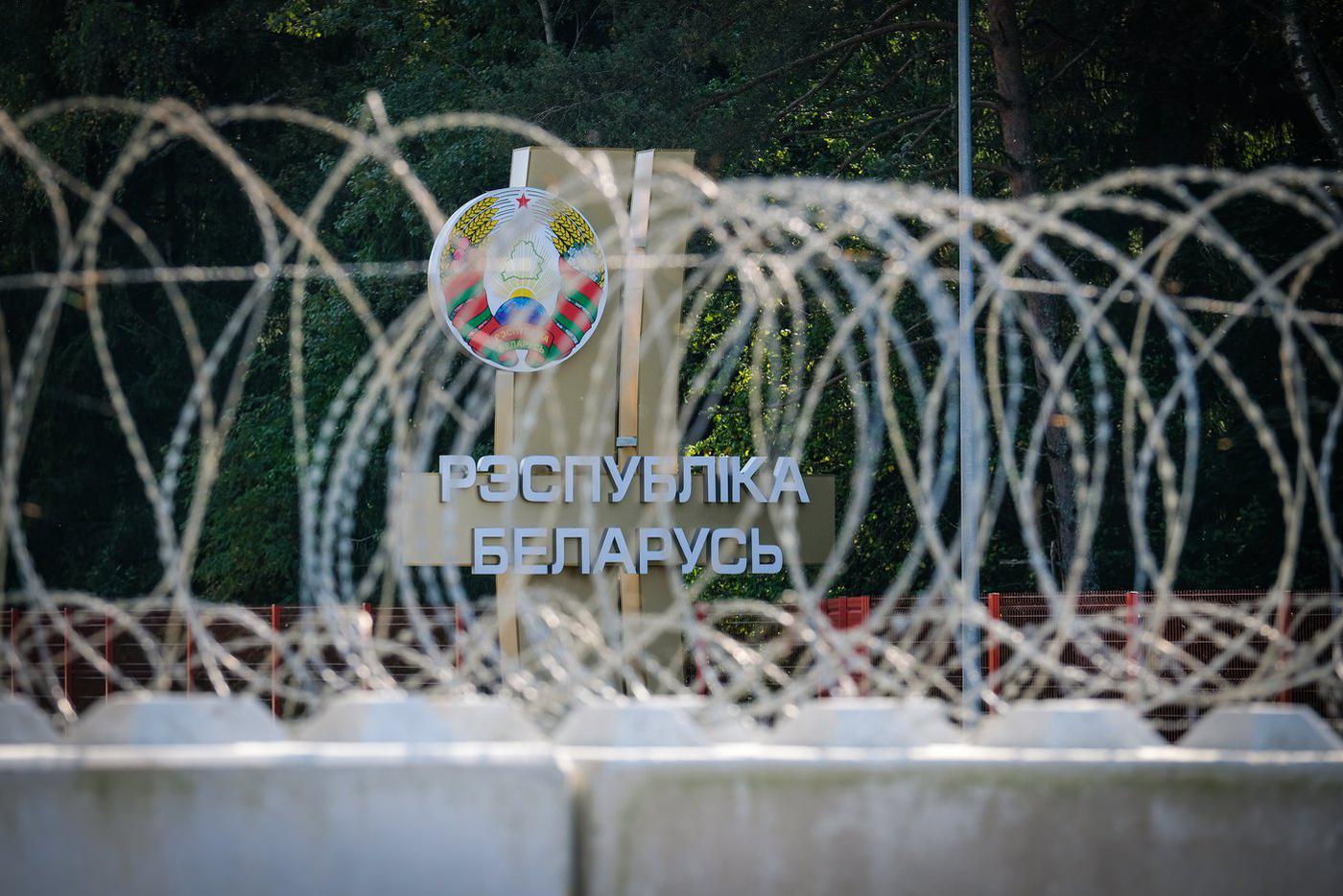 На границе Белоруссии и Латвии задержали избитых африканцев с трупом