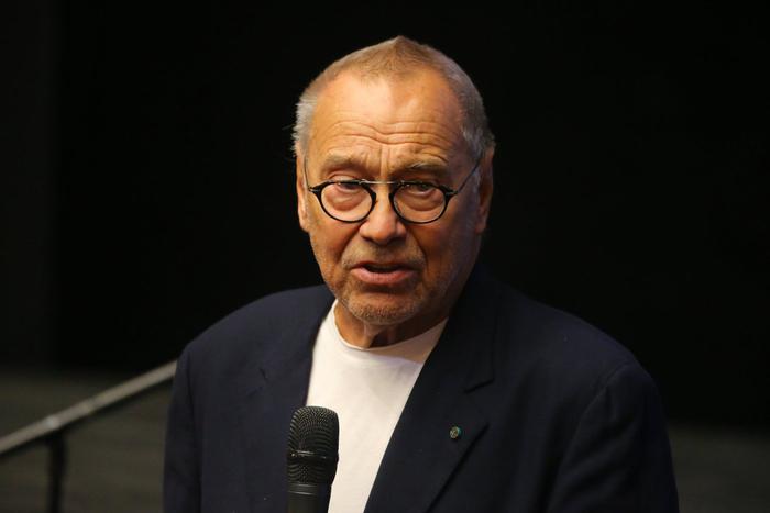 Андрей Кончаловский заявил, что Москва по-настоящему поддерживает искусство