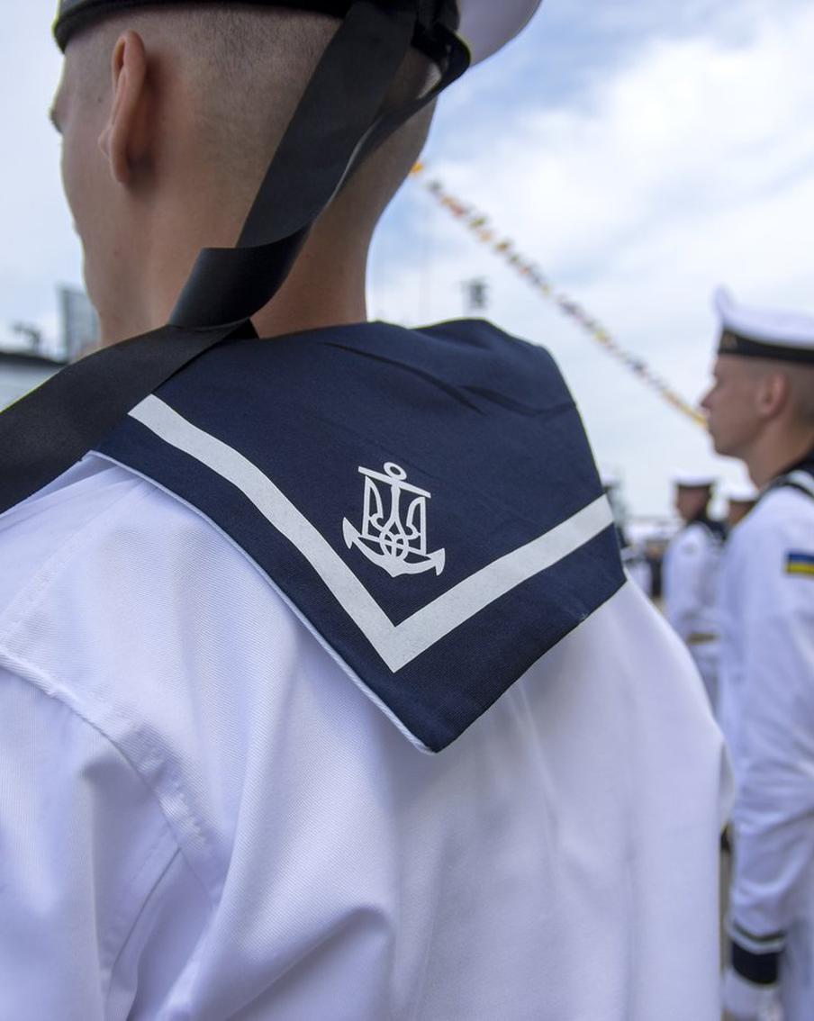 Зеленский одобрил закон о направлении подразделений ВСУ в другие страны