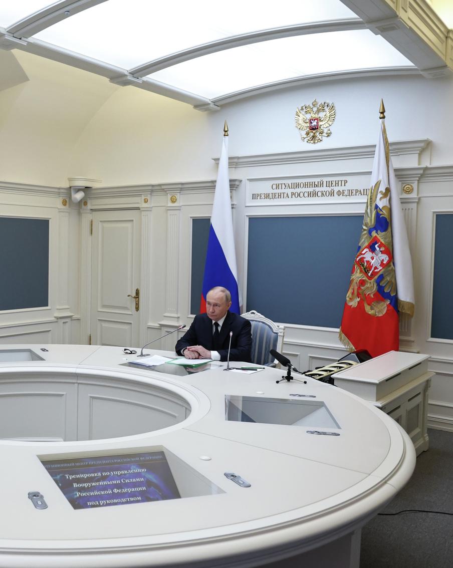 В России прошли учения ядерных сил: задействованы "Ярс" и Ту-95МС