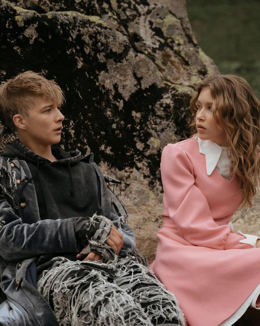 У новой Алисы что в Москве, что в Стране Чудес — на уме одна любовь