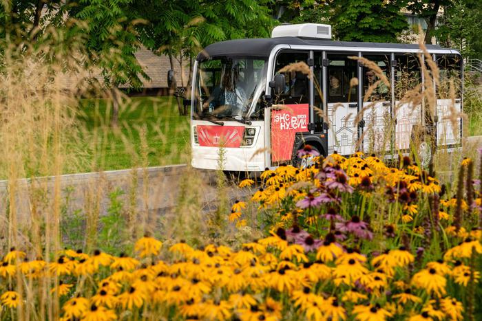 Новый маршрут "В" на ВДНХ: увлекательное путешествие по истории выставки