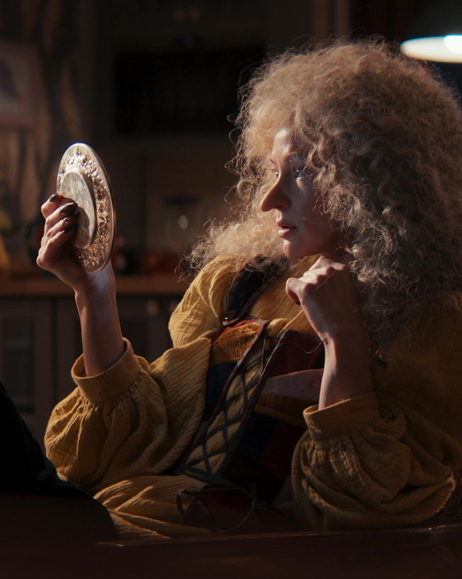 "Я жаждала этот нос": как Светлану Ходченкову превращали в Ягу в новом фильме